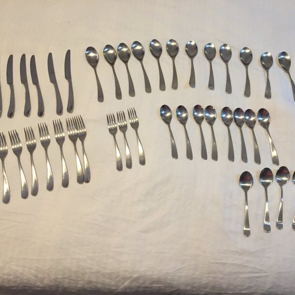 CAMBRIDGE STAINLESS CHINA 41 Pc LOT KNIFE FORK SPOON ASSORTED 3 FULL PLACE+ MORE - Picture 1 of 12